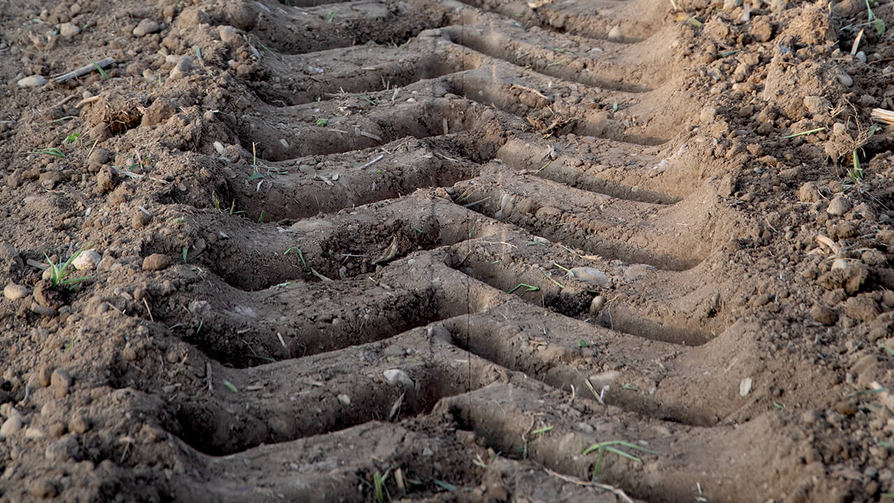 Agri tire marks